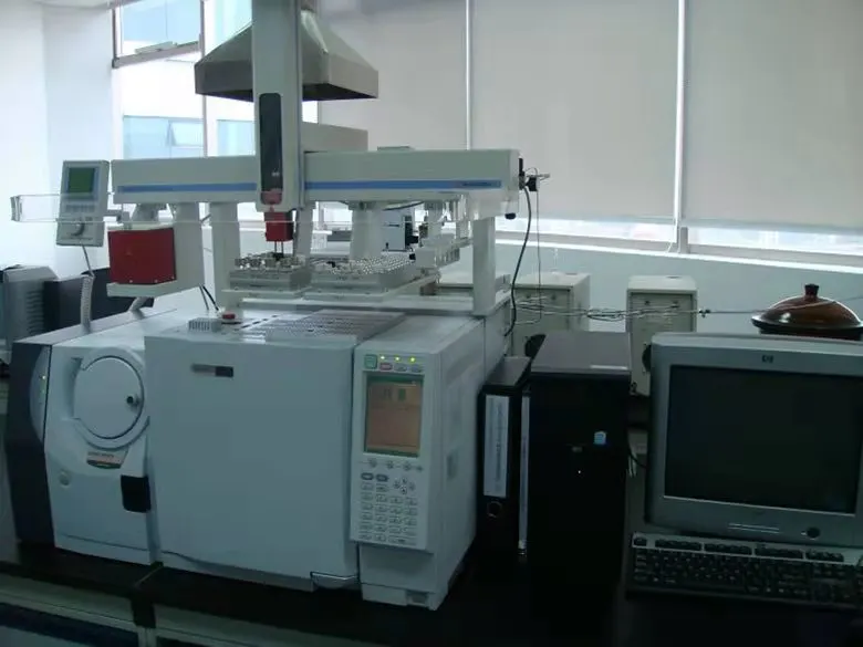 Equipo de laboratorio publicado por la casa matriz